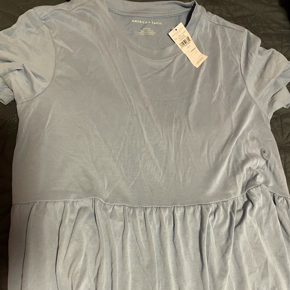 American Eagle top
